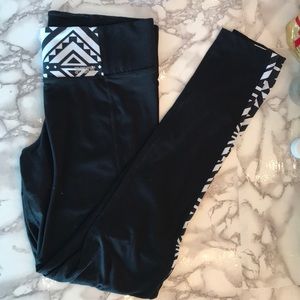 Victoria’s Secret PINK ultimate yoga pants